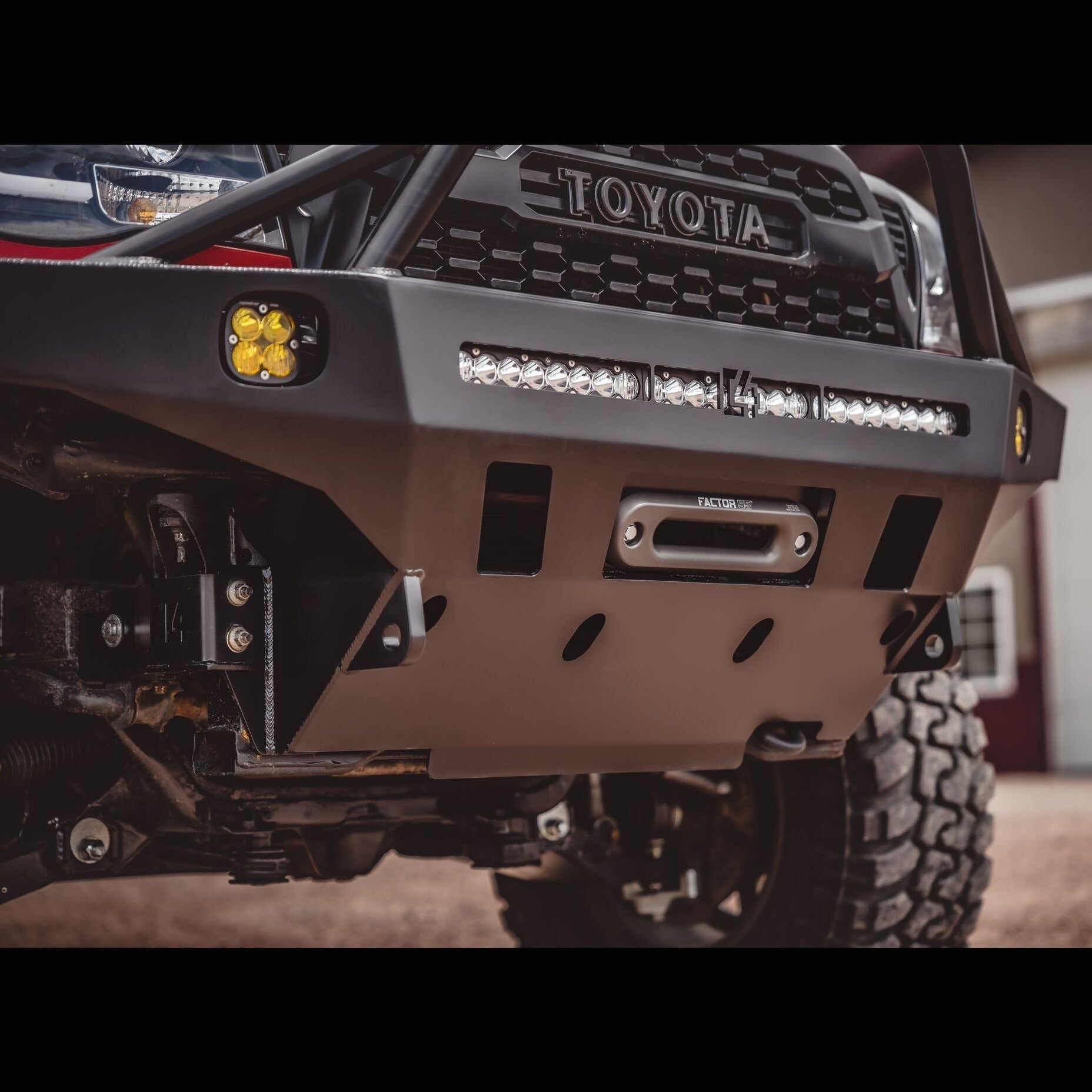 Tacoma Overland Series Front Bumper / 2nd Gen / 2012-2015