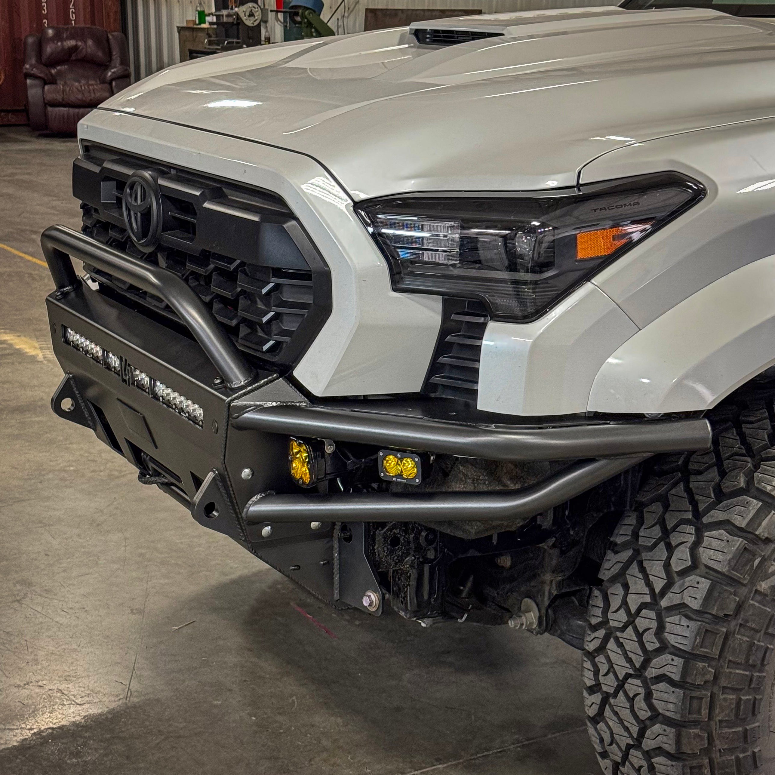Tacoma Hybrid Front Bumper / 4th Gen / 2024+
