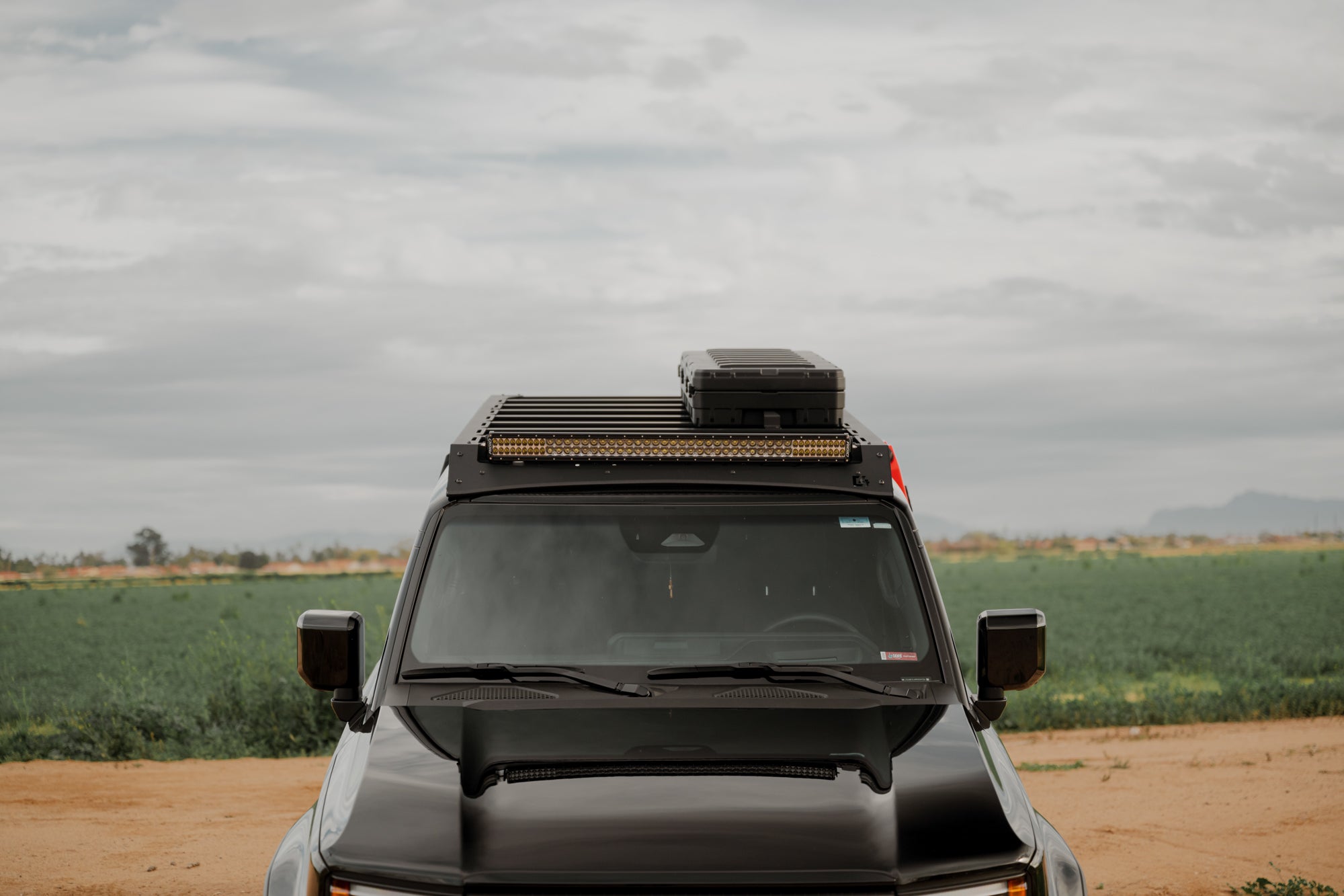 Land Cruiser Roof Rack with Light Bar Mount / 250 Series / 2024-2026