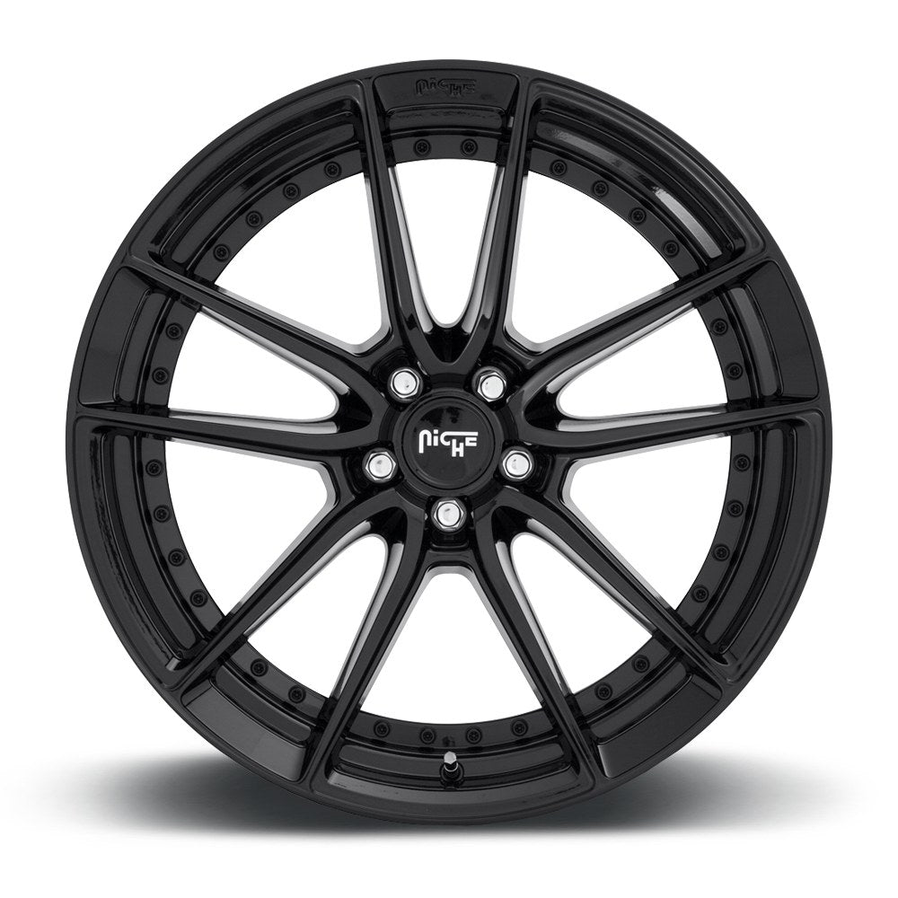 Niche 1PC DFS 18X8 5X4.5 72 BL +30