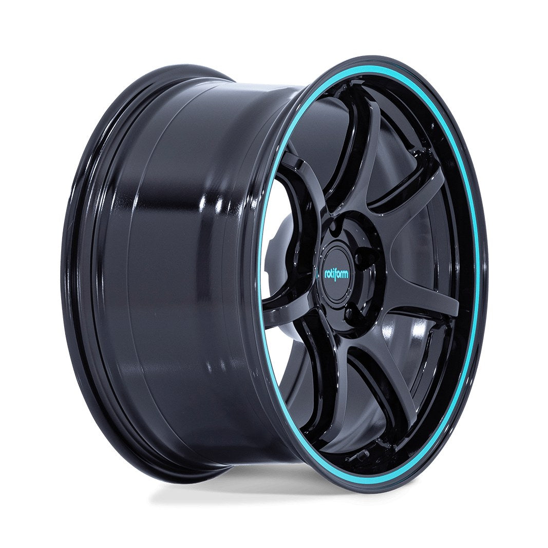 Rotiform BPU 18X9.5 5X4.5 72 +38 G-BLK TL STR