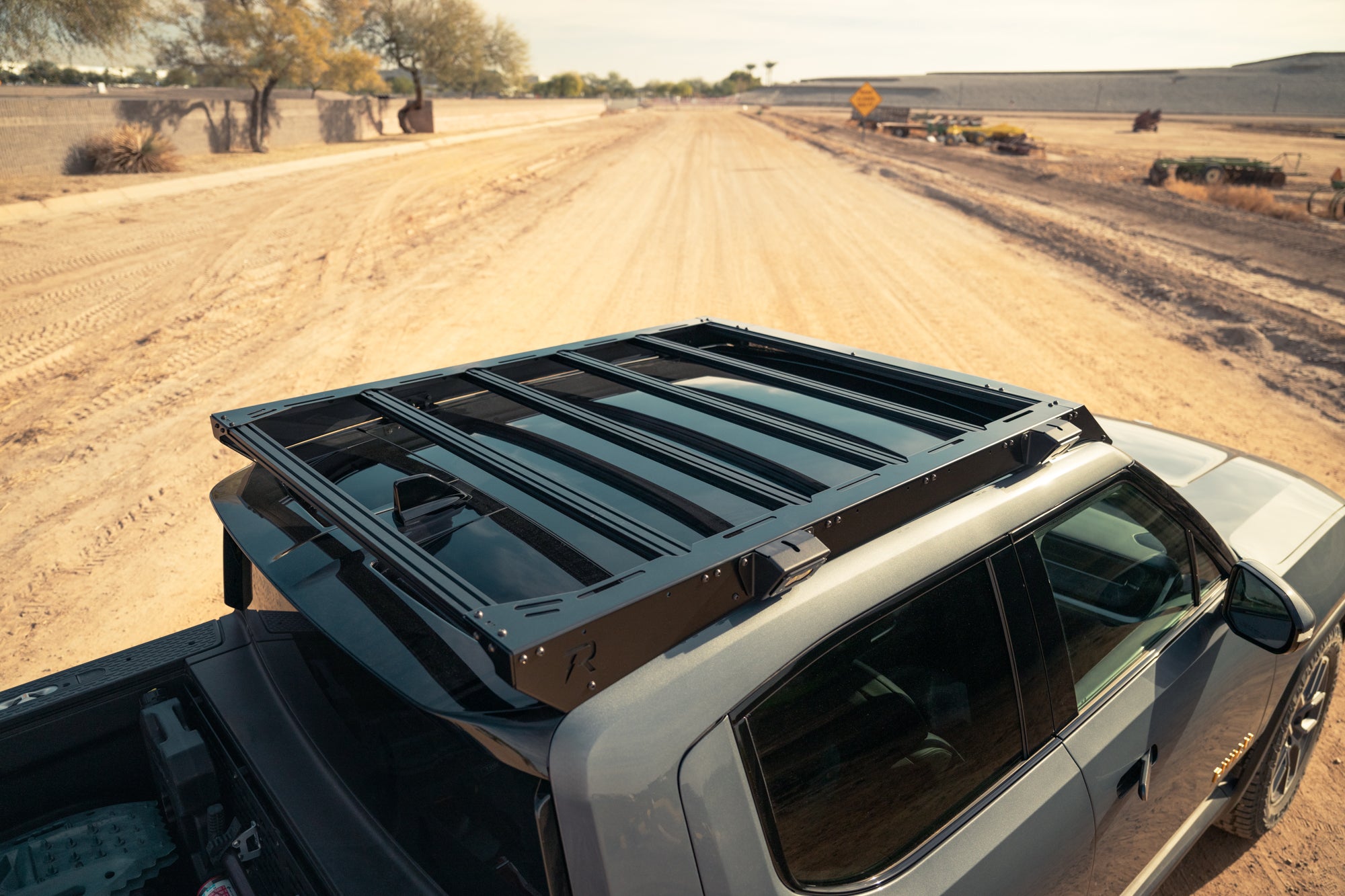 2022-2025 Rivian R1T Roof Rack (Honeycomb)