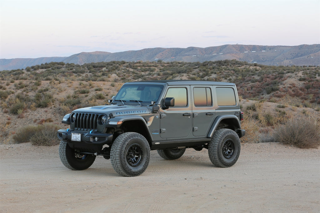 Fabtech Suspension Lift Kit – 3 in. w/Stealth Shocks, w/Drag Link Kit (PN K4202M)