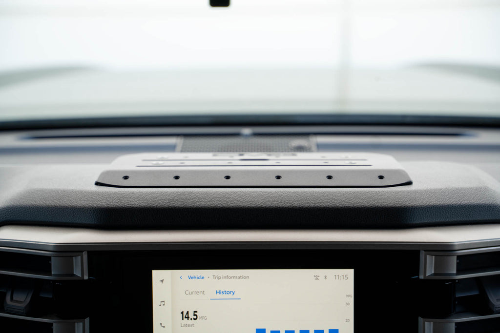 Toyota Tundra & Sequoia Digital Device Dash Mount