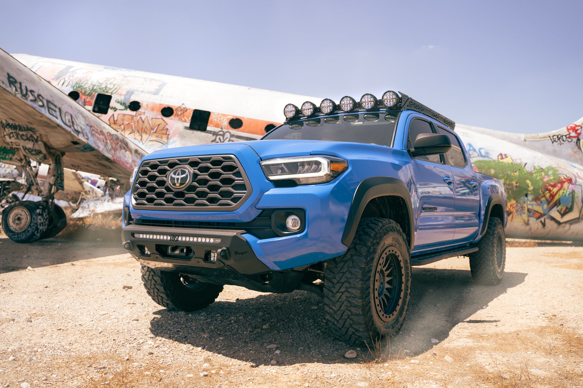 2016-2023 Toyota Tacoma Center Mount Winch Front Bumper