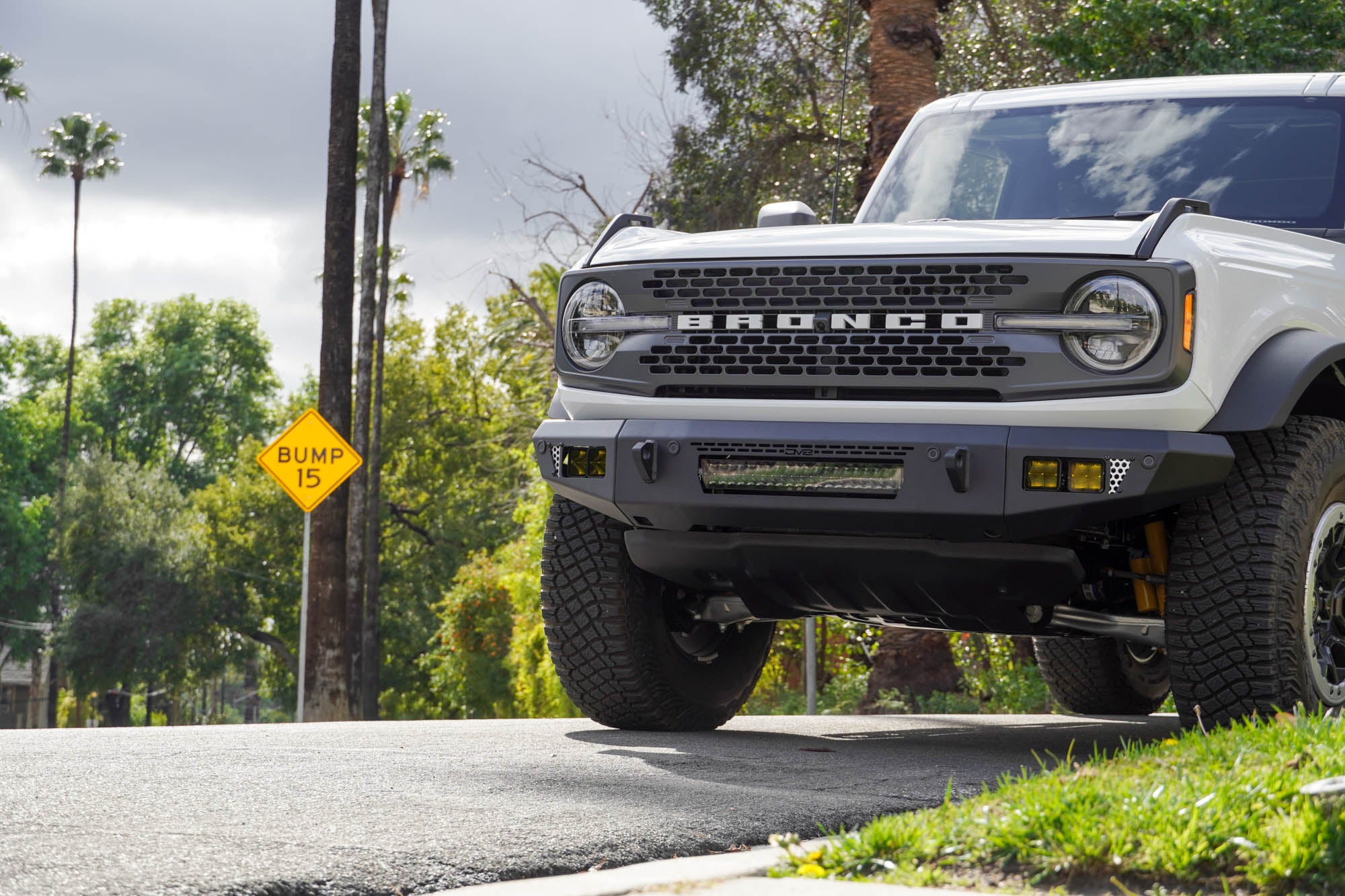 Ford Bronco OE Plus Series Front Bumper V2
