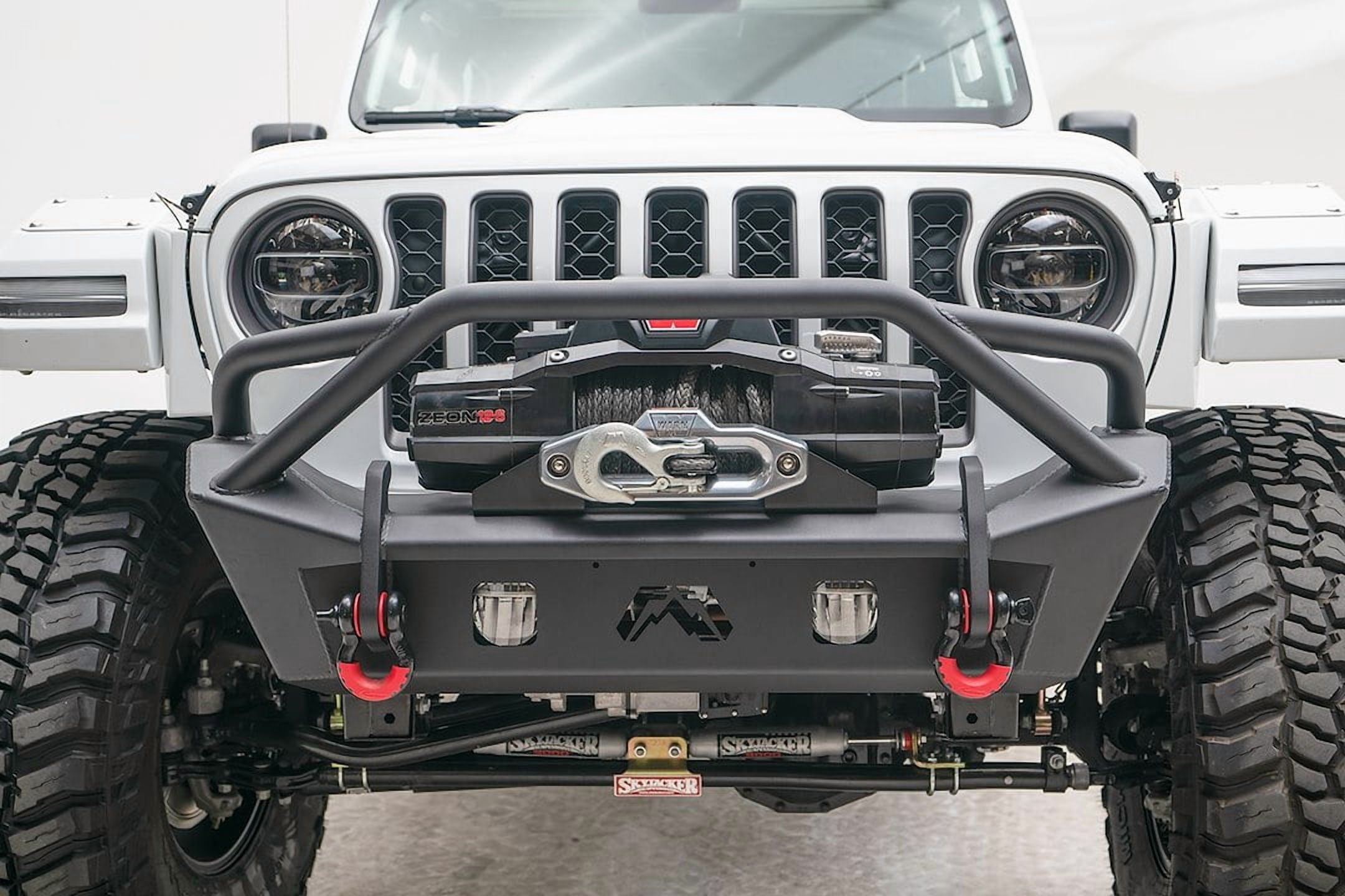 Jl/Jt Stubby with Pre-Runner Guard