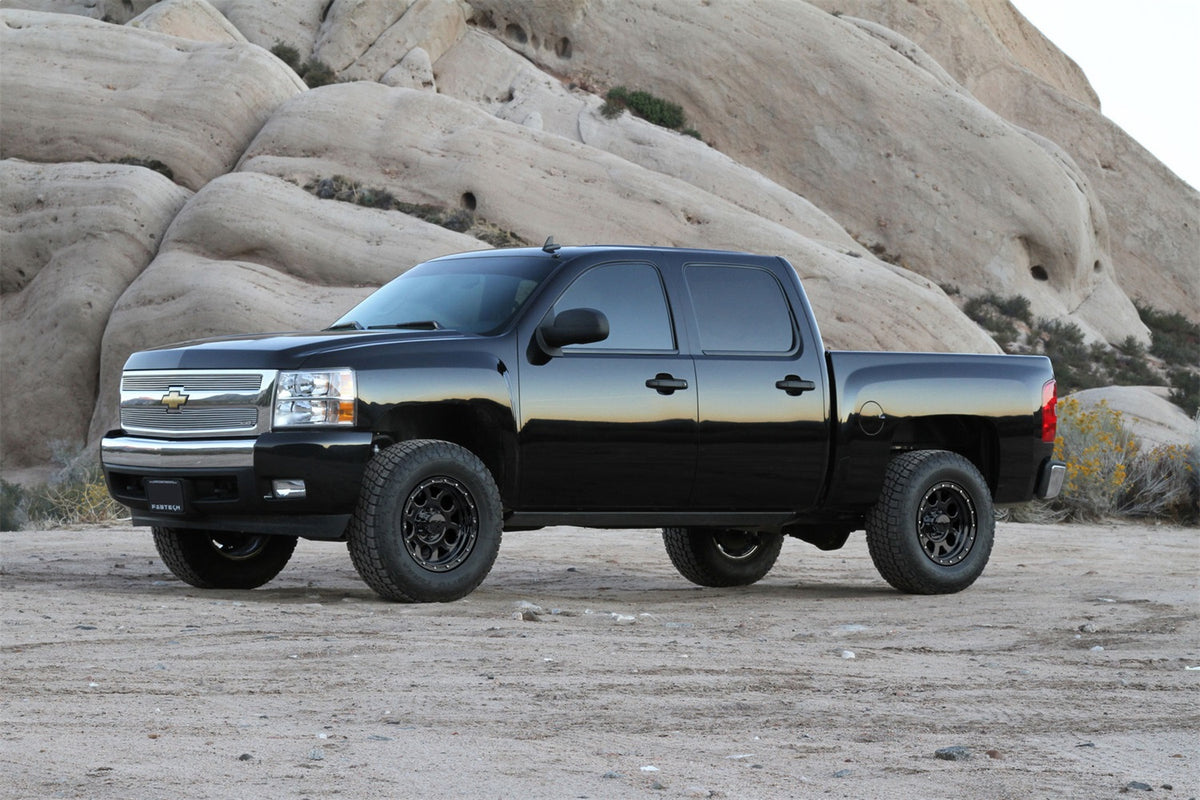 Fabtech Suspension Lift Kit – w/DLSS Shocks, 3 in. Lift, Incl. Uniball Upper Control Arms (PN K1063DL)