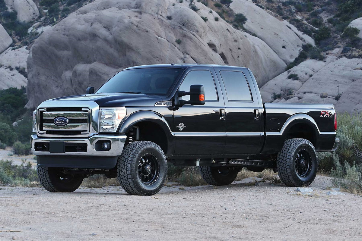 Fabtech Suspension Lift Kit – 4 in. Lift, w/Dirt Logic 4.0 Coilovers, Rear Dirt Logic Shocks (PN K2206DL)