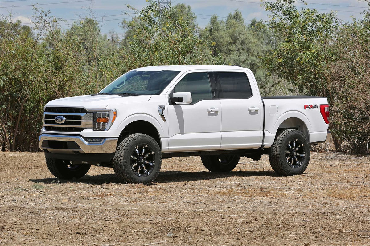 Fabtech Suspension Lift Kit – 4 in. Lift, w/Rear Performance Shocks (PN K2386)