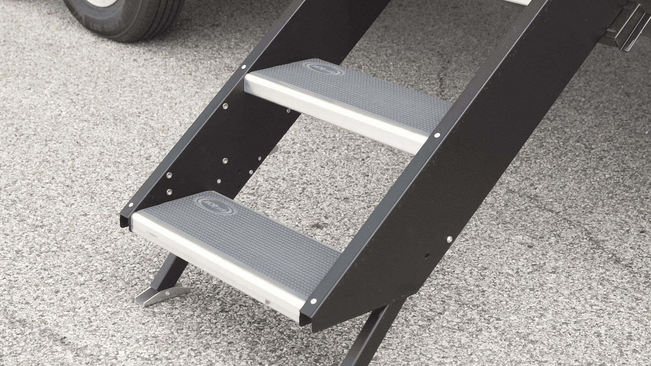 Single Step Tread; 19.5'' X 9.5'';