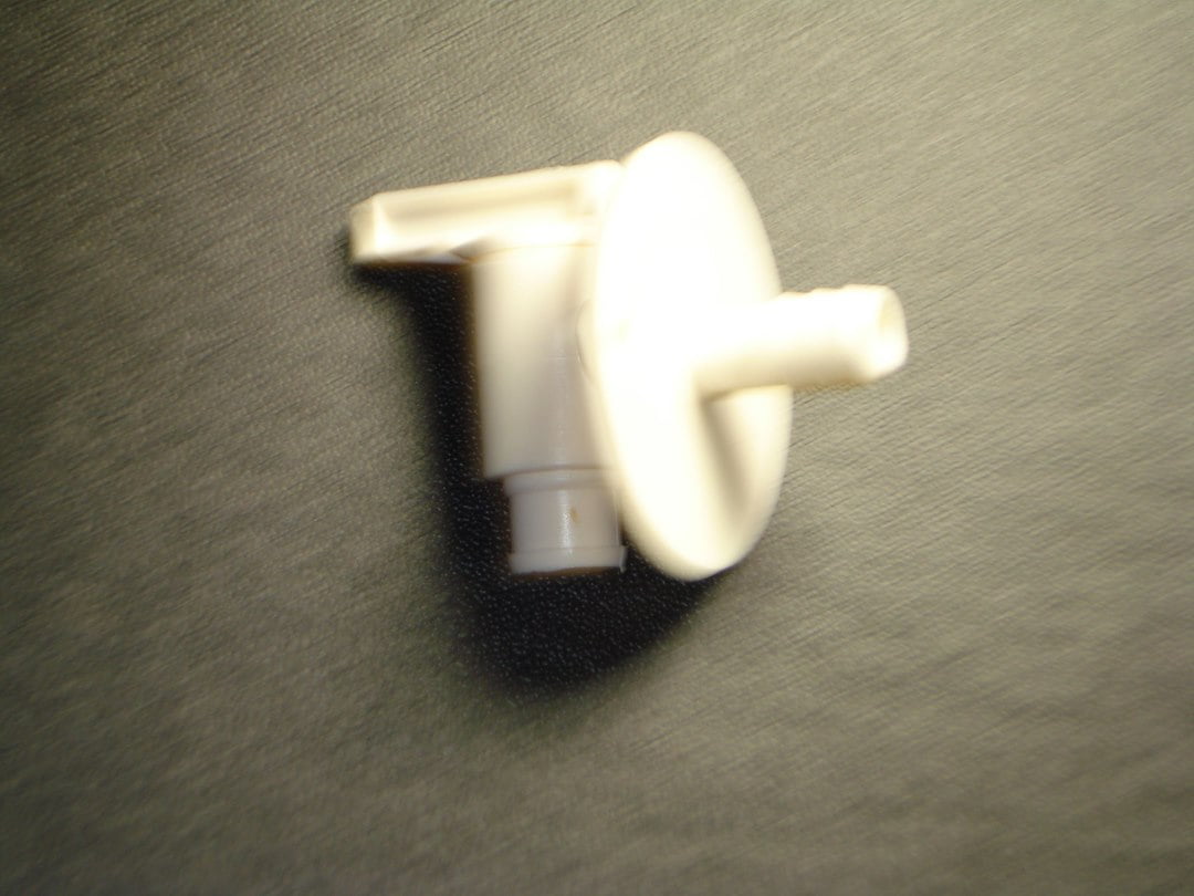3/8' Barb Drain Valve