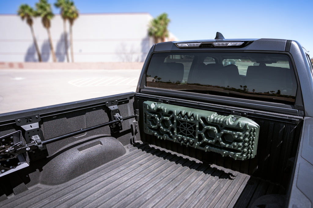 Toyota Tundra & Tacoma Bed Rail Recovery Board Mounts