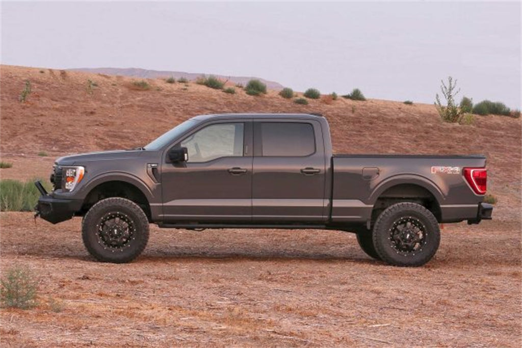 Fabtech Suspension Lift Kit – 6 in. Lift, w/Front Dirt Logic 2.5 Coilovers, Rear Dirt Logic Shocks (PN K2372DL)