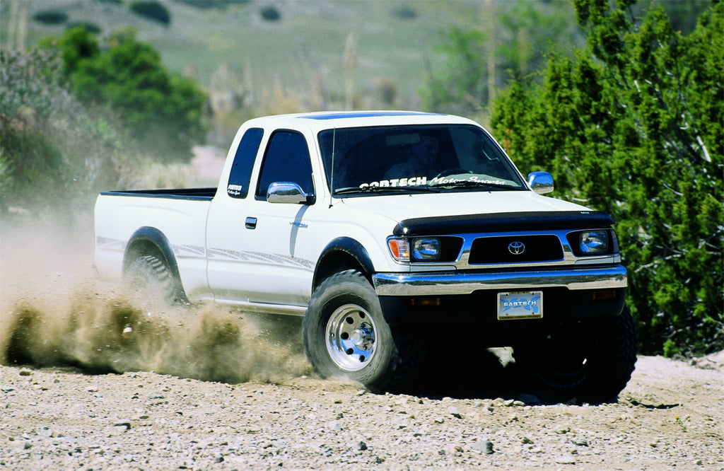 Fabtech Suspension Lift Kit – w/Performance Shocks, 3.5 in. Lift, Incl. Upper Control Arms (PN K7017)